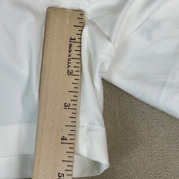 Louis Castel Women's White Golf Shorts 31 Embroidered Golfers Logo New with Tags - Picture 6 of 12